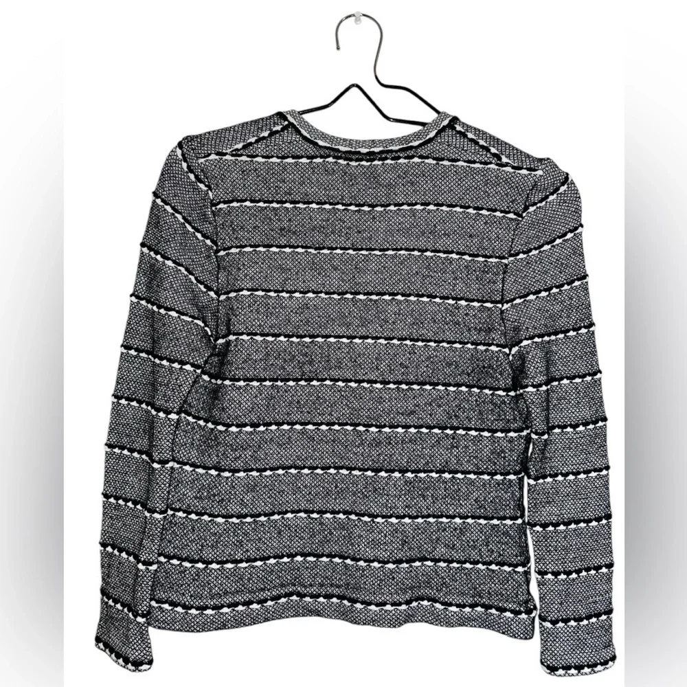 ST. JOHN Black & White Santana Knit Cardigan Size 4 PTP 17” - Picture 2 of 3